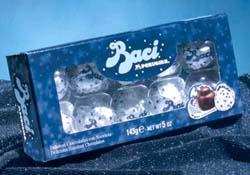 Шоколадные конфеты с целыми и дробленными лесными орехами "Baci" Perugina в коробке с окном, 143г